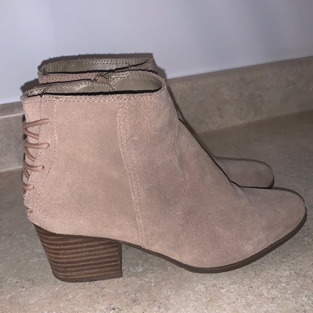 SUEDE BOOTIES